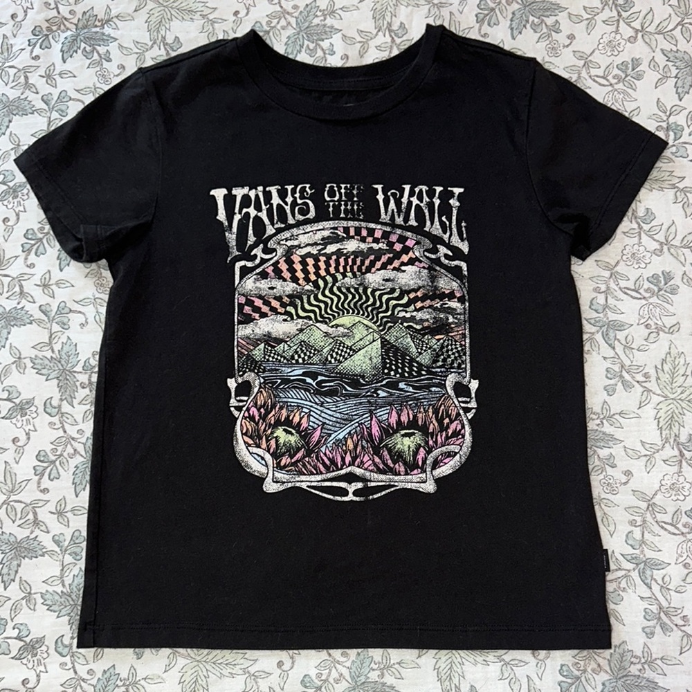 Vans women's Black Short Sleeve Graphic Tee